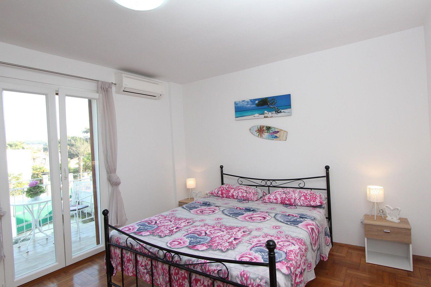 Apartman Lichtdurchflutetes Nur 300 Meter Zum Mit Balkon, Privatparkplatz