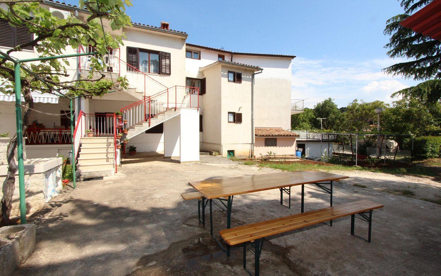 Apartman Lichtdurchflutetes Nur 300 Meter Zum Mit Balkon, Privatparkplatz Rovinj